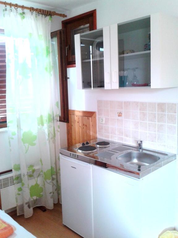 Dobra Apartments Trogir Zimmer foto
